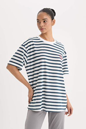 DeFactoFit Oversize Geniş Kalıp Bisiklet Yaka Çizgili Baskılı Sporcu Kısa Kollu Tişört E2782AX25SMNV131