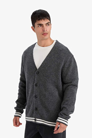 Relax Fit V Yaka Triko Hırka