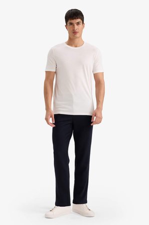 DeFacto Slim Fit Bisiklet Yaka Modal Karışımlı Pamuklu Basic Kısa Kollu Tişört M6606AZ26SPWT34