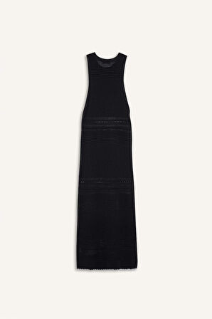Slim Fit Dar Kesim Halter Yaka Kolsuz Elbise