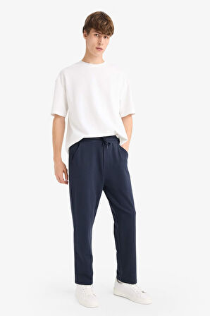 Regular Fit Basic Düz Beli Bağcıklı Düz Paça Cepli Eşofman Altı	