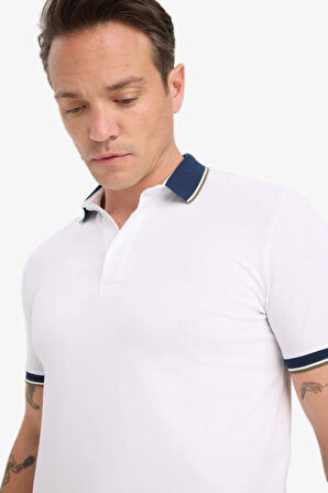 DeFacto Slim Fit Dar Kesim Polo Yaka Basic Düz Kısa Kollu Tişört F4674AX25SMWT79