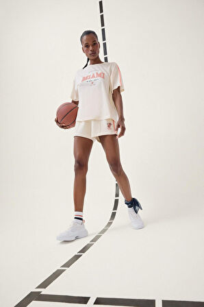 DeFactoFit NBA Miami Heat Oversize Geniş Kalıp Bisiklet Yaka Kısa Kollu Tişört E3825AX25SMBG700