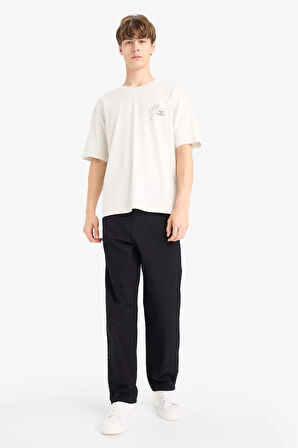 Rick and Morty Boxy Fit Bisiklet Yaka Sırt Baskılı Kısa Kollu Tişört