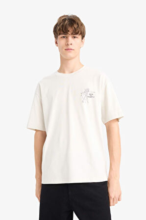 Rick and Morty Boxy Fit Bisiklet Yaka Sırt Baskılı Kısa Kollu Tişört