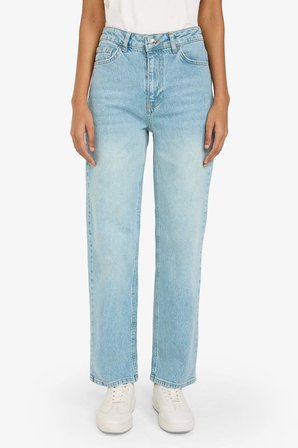 DeFacto Comfort Straıght Normal Bel Bilek Boy Jean Yıkamalı Pantolon G2215AX26SPNM28