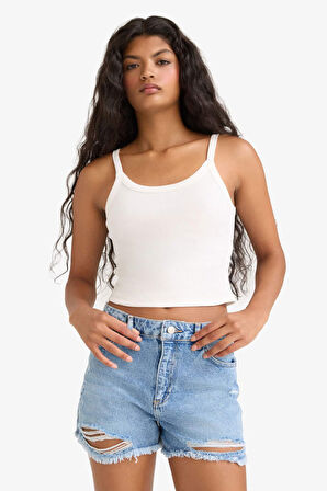 Yüksek Bel Paça Ucu Kesik Jean Şort