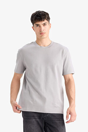 DeFacto %100 Pamuk Regular Fit Bisiklet Yaka Basic Düz Kısa Kollu Tişört E7961AX25AUGR198