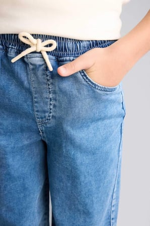 DeFacto Düz Paça Jean Pantolon Erkek Çocuk G7594A826SPNM39