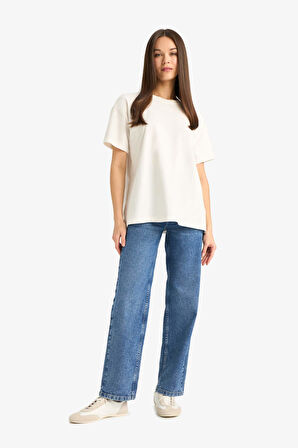 Oversize Geniş Kalıp Bisiklet Yaka Kısa Kollu Tişört