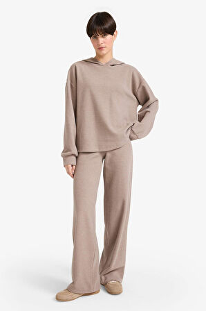 Straight Fit Geniş Paça Pantolon