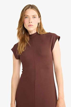 Yarım Balıkçı Yaka Ribana Kısa Kollu Elbise