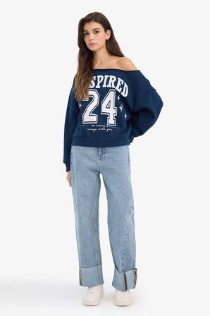 DeFacto Oversize Geniş Kalıp Açık Omuz Baskılı Kalın Sweatshirt G7182AX25CWNV1