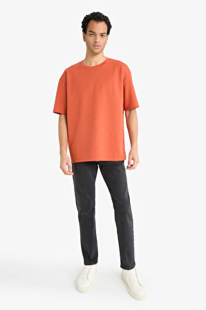 Oversize Geniş Kalıp Bisiklet Yaka Kısa Kollu Tişört