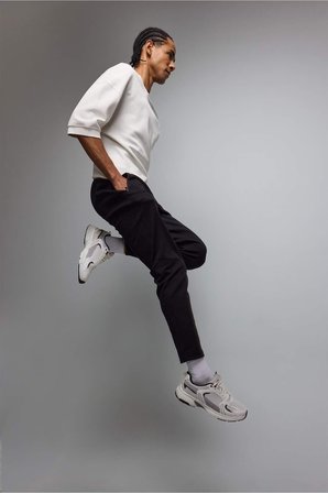 DeFacto Slim Fit Sporcu İnce Jogger Eşofman Altı Dar Kesim Fermuarlı Basic Standart Paça S3309AZ26SPBK81