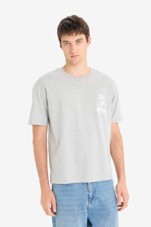 DeFacto Boxy Fit Bisiklet Yaka Sırt Baskılı Kısa Kollu Tişört F5769AX25SMGR389