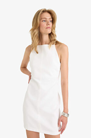 Kare Yaka Kolsuz Mini Elbise