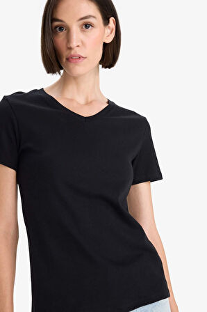 Slim Fit Dar Kesim V Yaka Basic Düz Ribana Kısa Kollu Tişört