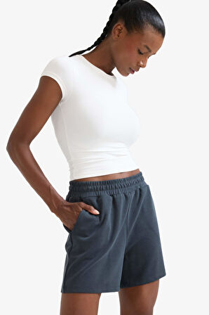 DeFactoFit Standart Fit Sporcu Kısa Paça Modal Şort