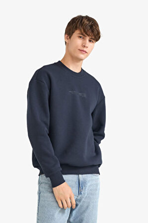 Boxy Fit Bisiklet Yaka İçi Yumuşak Tüylü Baskılı Sweatshirt