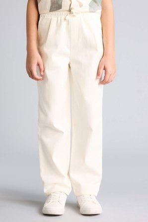 DeFacto %100 Pamuk Carrot Fıt Standart Paça Gabardin Pantolon Erkek Çocuk E2218A826SPER105