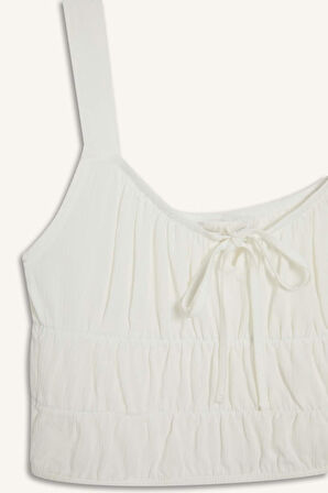 Fitted V Yaka Crop Dokulu Beyaz Askılı Bluz