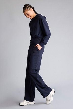 DeFacto Wide Leg Cepli Geniş Paça Uzun Sporcu Eşofman Altı G5496AX25WNNV243