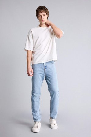 DeFacto %100 Pamuk 90's Slim Fit Dar Kalıp Yüksek Bel Dar Paça Jean Yıkamalı Pantolon E1371AX26SPNM39