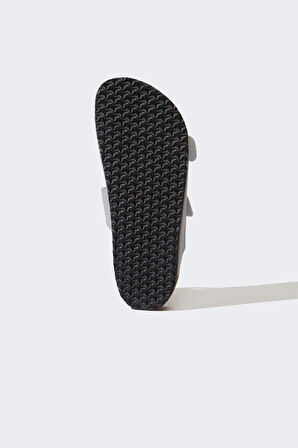 Kadın Çift Bantlı Düz Taban Terlik