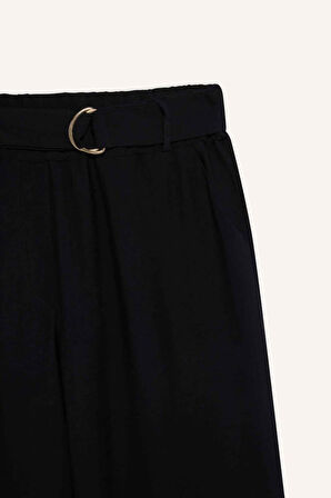 Straight Wide Cep Detaylı Geniş Paça Pantolon