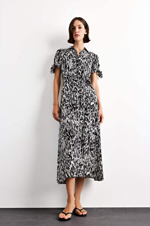 Desenli Kısa Kollu Midi Elbise