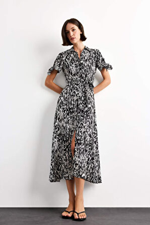 Desenli Kısa Kollu Midi Elbise