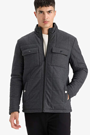 Slim Fit Dar Kesim Dik Yaka Astarlı Fermuarlı Cepli Kışlık Şişme Penye Mont