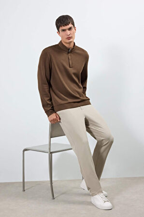 Regular Fit Dik Yaka Yarım Fermuarlı Sweatshirt