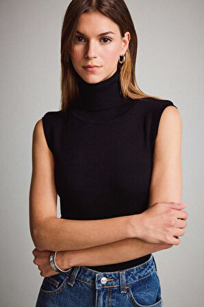 Balıkçı Yaka Atlet