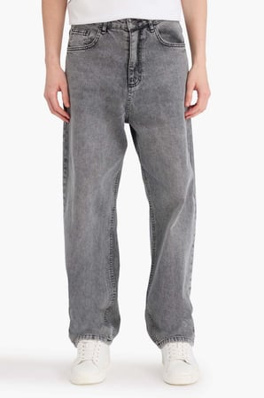 DeFacto Baggy Fıt Jean Yıkamalı Pantolon B3925AX26SPNM55
