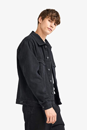 Regular Fit Düğmeli Cepli Jean Ceket