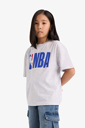 Kız Çocuk NBA Wordmark Oversize Geniş Kalıp Bisiklet Yaka Kısa Kollu Tişört