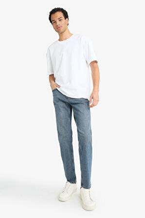 Slim Tapered Fit Dar Kalıp Normal Bel Daralan Paça Jean Pantolon