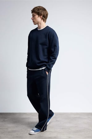 DeFacto Boxy Fit Bisiklet Yaka Basic Düz Pike Sweatshirt E1519AX26SPNV64