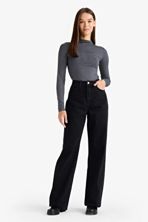 Yarım Balıkçı Yaka Uzun Kollu Çıtçıtlı Body