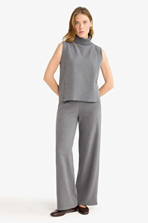 Straight Fit Geniş Paça Pantolon