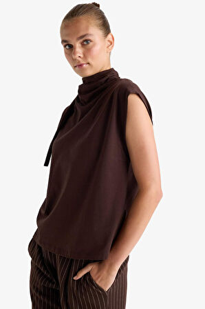 Slim Fit Dar Kesim Yarım Balıkçı Yaka Bluz