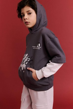 DeFacto Kapüşonlu Baskılı İçi Yumuşak Tüylü Sweatshirt Erkek Çocuk G5558A825CWAR58