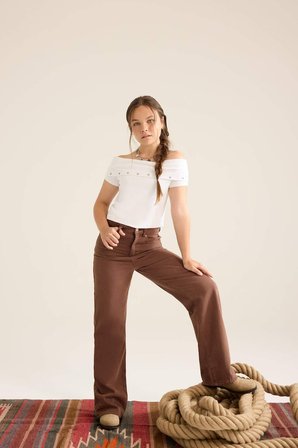 DeFacto Slim Fit Dar Kesim Omzu Açık Yaka Baskılı Ribana Kısa Kollu Tişört Kız Çocuk F7130A825AUWT79