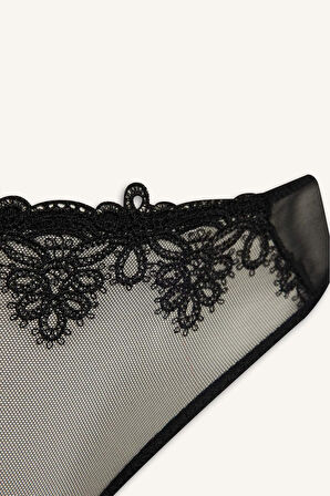 Dantel Detaylı Tül Brief Külot-Fall in Love