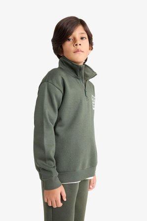 DeFacto Yarım Fermuarlı İçi Yumuşak Tüylü Baskılı Sweatshirt Erkek Çocuk E9600A825AUKH432
