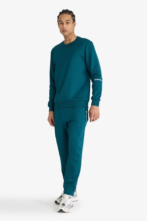 DeFacto Standart Fit Bisiklet Yaka Sporcu Sweatshirt F2379AX25WNGN1040