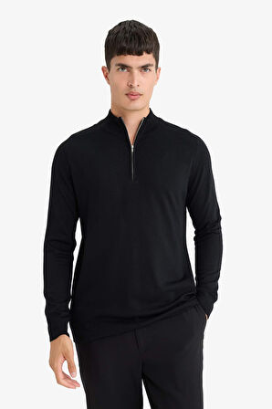 Standart Fit Dik Yaka Yarım Fermuarlı Triko Kazak