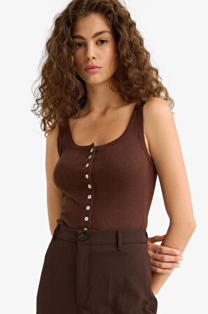 Slim Fit Dar Kesim Düğmeli Yaka Atlet